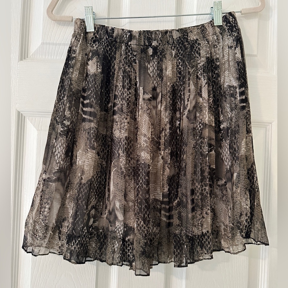 BB Dakota Snakeskin Pleated Mini Skirt - Size S